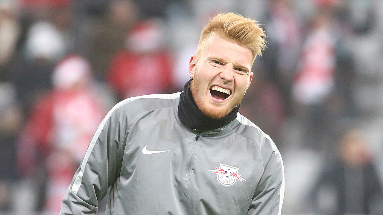 Zsolt Kalmar Zsolt Kalmar