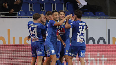 Highlights: Souveräner Sieg: SKN weiter ungeschlagen an der Spitze