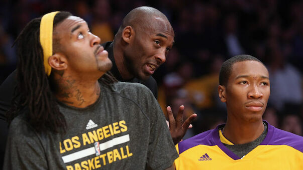 Lakers trennen sich von Forward