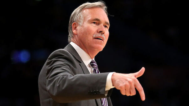 Lakers-Coach tritt zurück