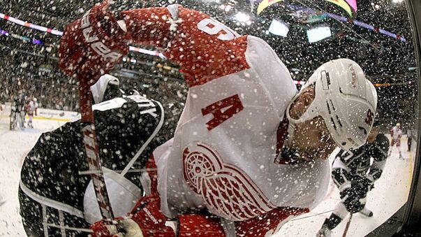 NHL: Detroit fightet sich zurück