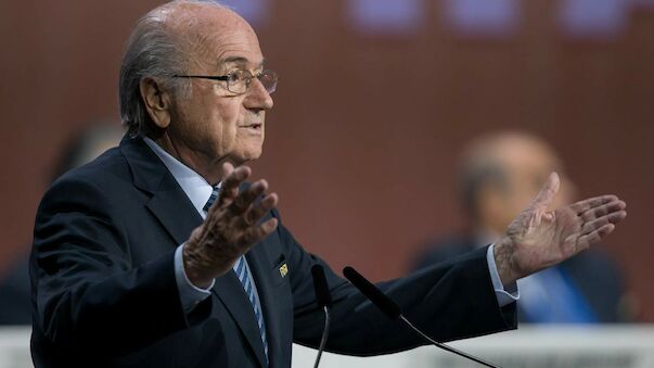 Blatter hinterfragt Zeitpunkt
