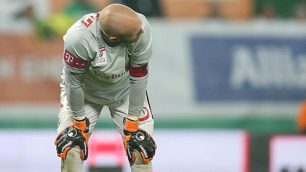 Austria-Goalie Almer verletzt