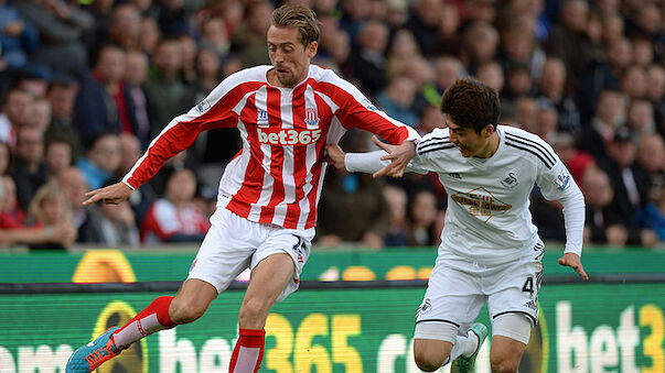 Stoke dreht Partie gegen Swansea