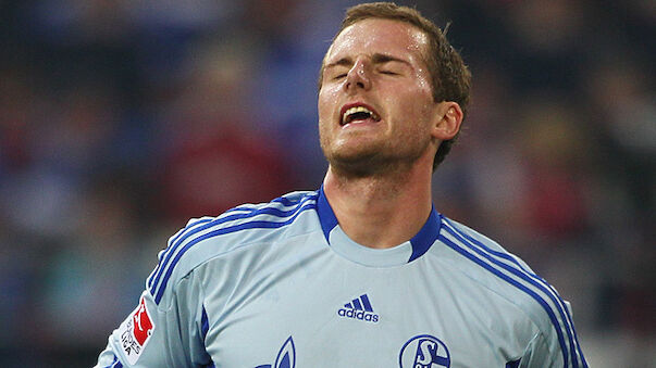 Schalke-Keeper schwer verletzt