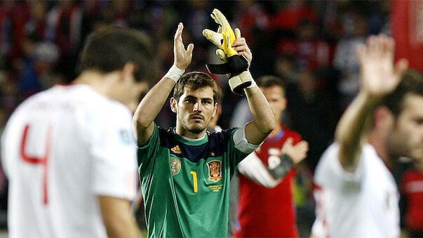 Casillas nun mit Buffon Rekordtitelhalter