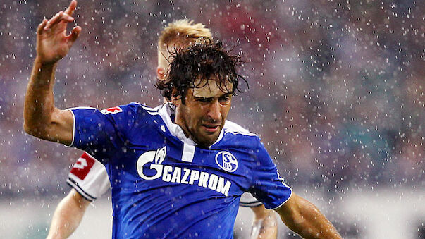 Raul schießt Schalke auf Platz zwei
