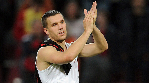 Schalke will Podolski ausleihen