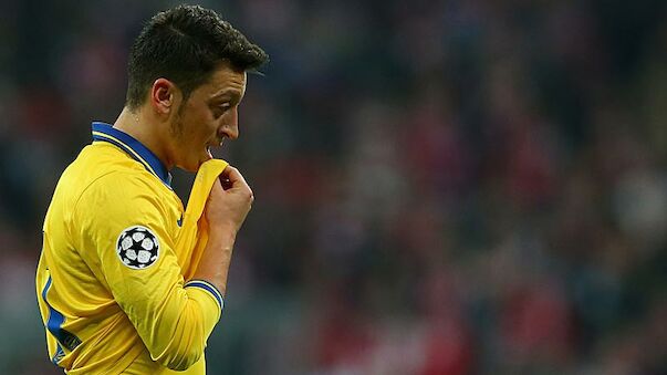 Mesut Özil droht lange Pause