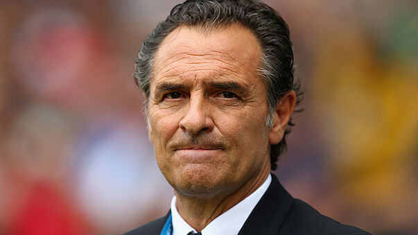 Galatasaray holt Prandelli