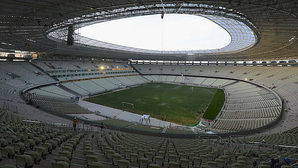 Erstes WM-Stadion eröffnet