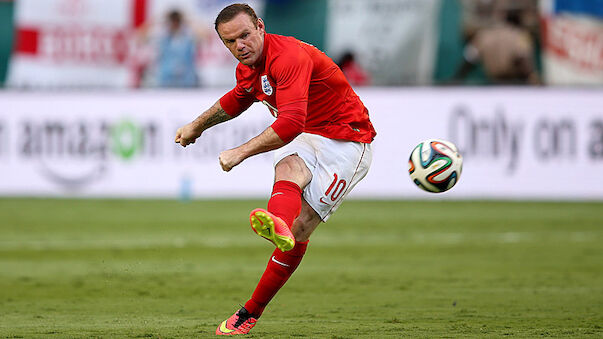 Rooney schießt gegen Ronaldo
