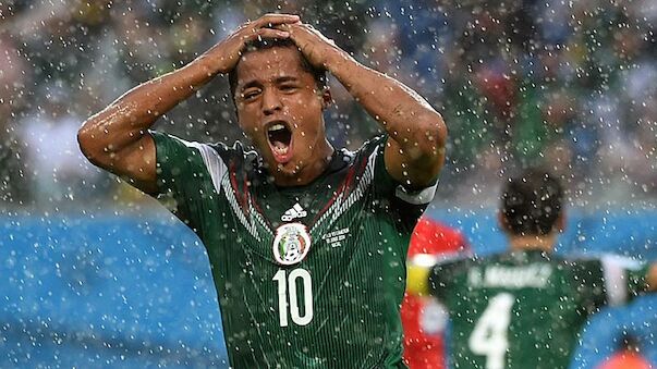 Mexiko besiegt Kamerun knapp