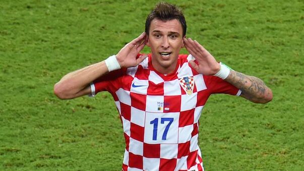 Kroatien schießt Kamerun aus dem Turnier