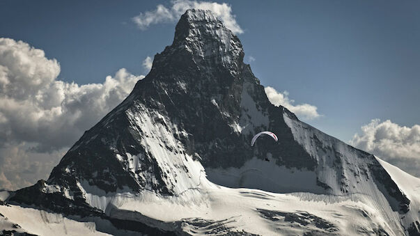 Red Bull X-Alps zeigt über den Alpen seine Krallen