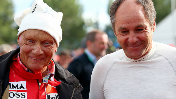 Für kostenlose Autowäschen gab Lauda Pokale her