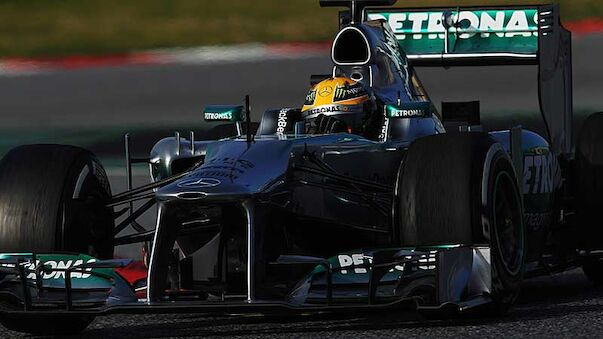 Lewis Hamilton markiert die Tagesbestzeit
