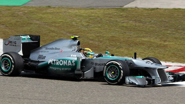 Hamilton holt seine erste Pole-Position für Mercedes