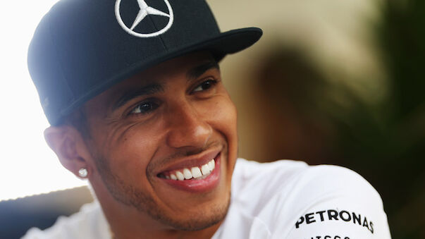 Hamilton mit 1. Bahrain-Bestzeit