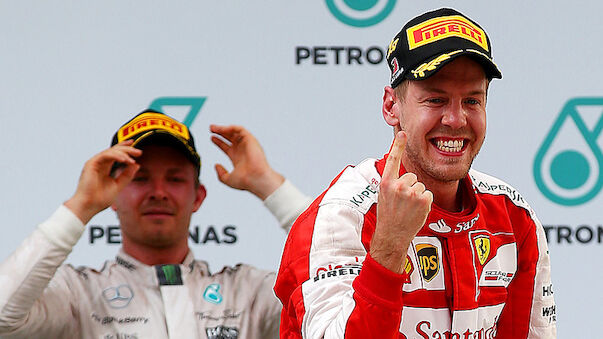 Vettel lässt in Malaysia die Silberpfeile hinter sich