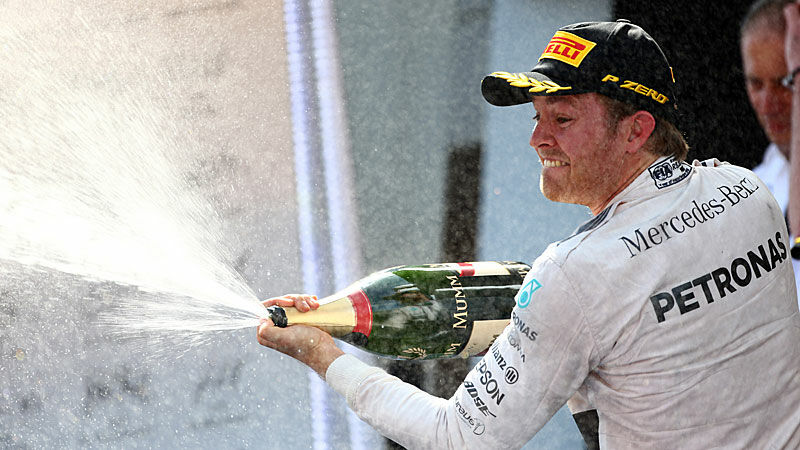 Rosberg lässt die Korken knallen