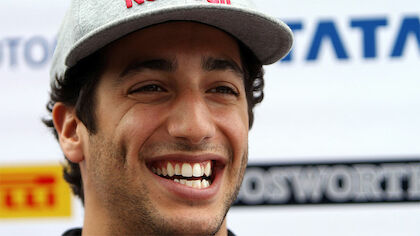 Daniel Ricciardo (22)