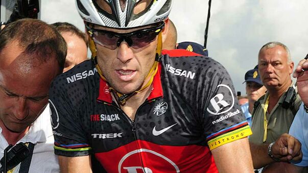 Armstrong führt