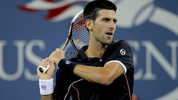 Djokovic und Serena ohne Mühe