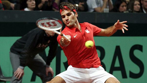 Federer mit Mühe ins Finale