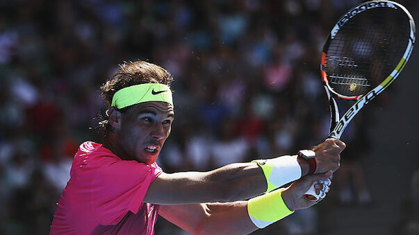Nadal spielt mit Chip im Racket
