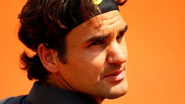 Federer siegt in fünf Sätzen