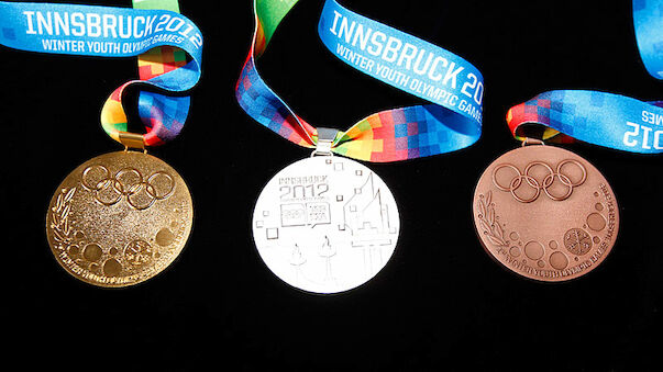 Medaillen für Olympische Jugend-Winterspiele enthüllt