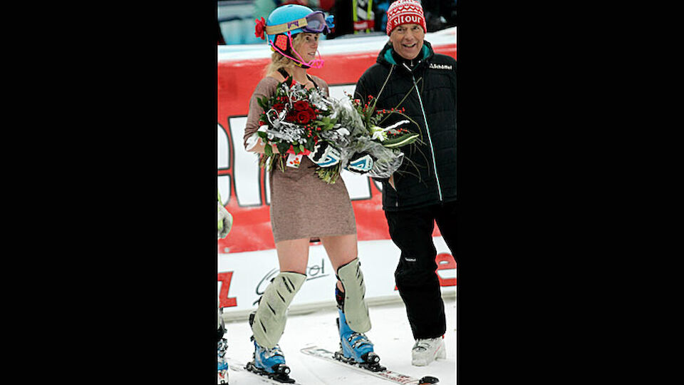 Lienz Slalom Schild Sieg Diashow