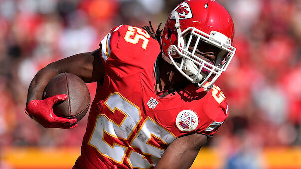 Denver Broncos angeln sich Jamaal Charles