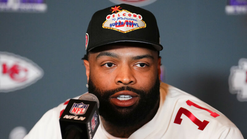 #4 - Trent Williams