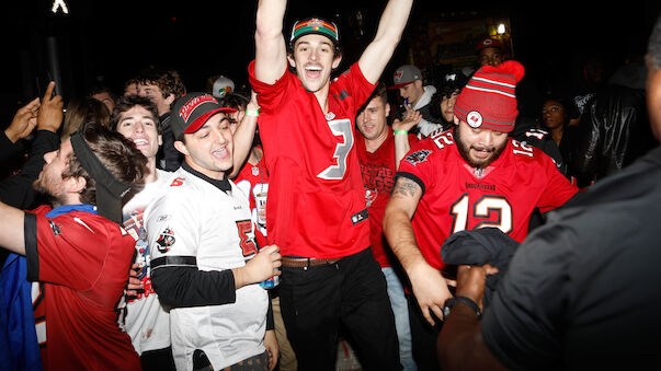 Buccaneers feiern Super-Bowl-Sieg mit Bootsparade