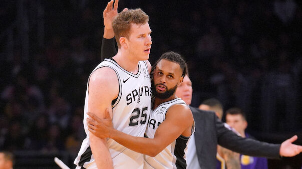 Pöltls Spurs starten mit Sieg gegen Knicks