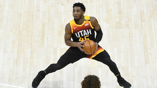 Nba Spitzenreiter Utah Jazz Feiert Gegen Chicago 8 Sieg In Folge Sport Mix Basketball Nba