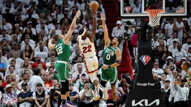 Boston Celtics folgen Golden State in NBA Finals