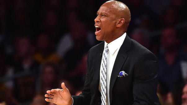 Lakers feuern Head Coach Byron Scott