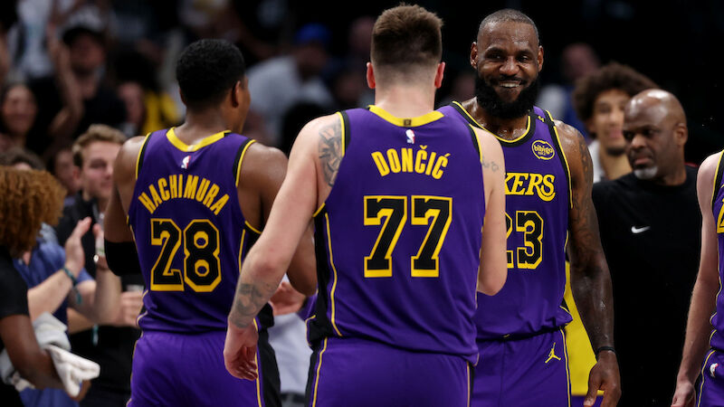 #5 Los Angeles Lakers