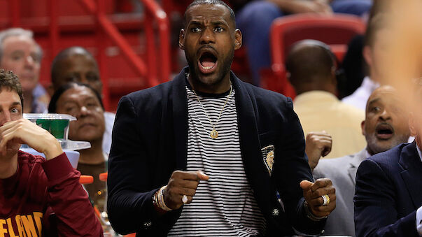 LeBron schaut bei Cavs-Niederlage in Miami zu