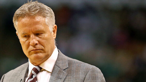 76ers verlängern mit Coach Brown