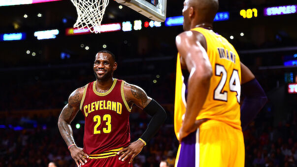 Irrer Dunk von LeBron James gegen Kobe Bryant