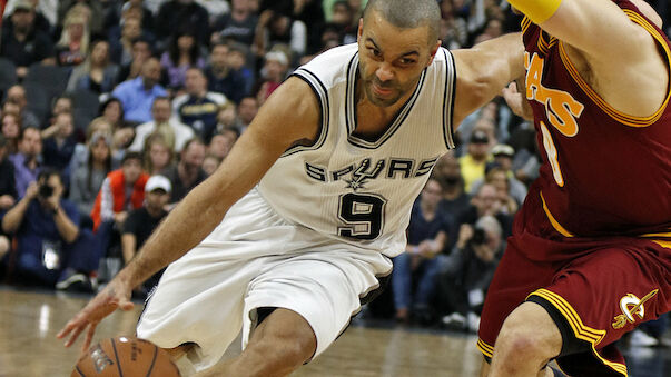 Spurs besiegen Cavs, Warriors die Lakers