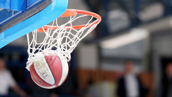 College-Basketballer kollabiert am Court