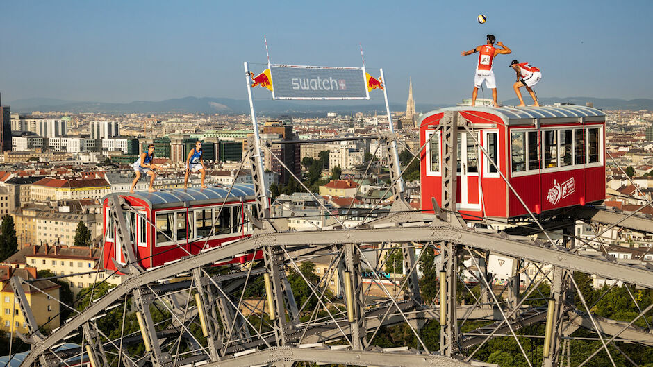 Mega-Aktion: Doppler/Horst schlagen am Riesenrad auf ...