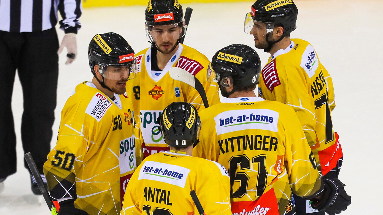 ICE Hockey League Vienna Capitals gewinnen Verfolgerduell