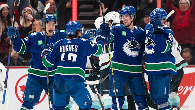 NHL: Canucks triumphieren in packendem Duell mit den Kraken