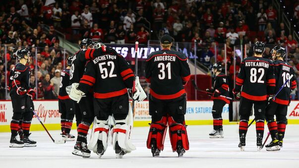 NHL: New Jersey und Carolina im Gleichschritt